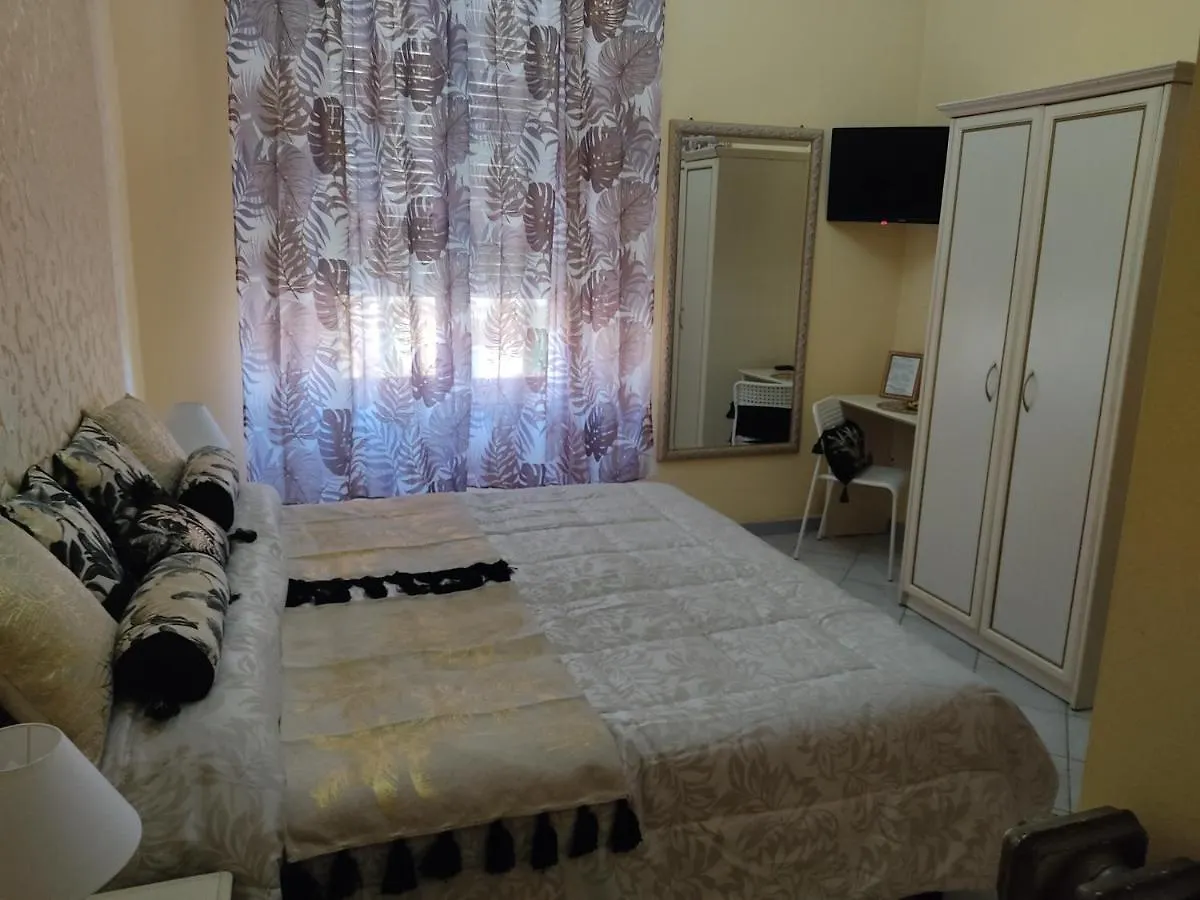Hotel Sanremo 0*,